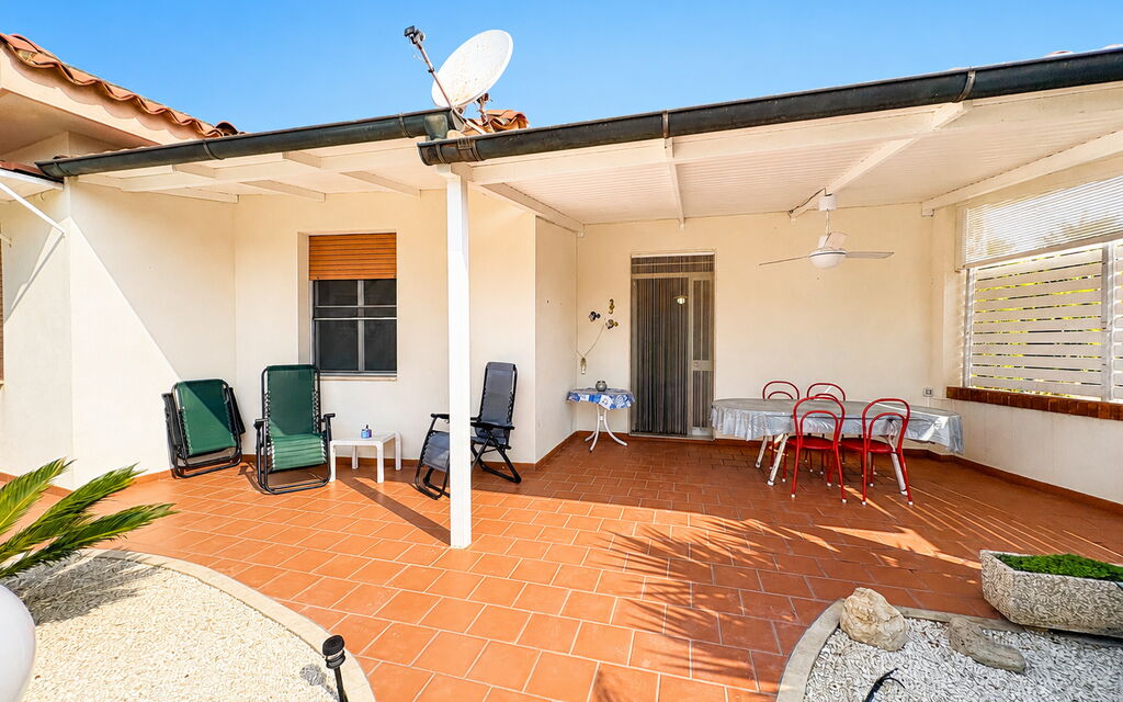 Villa Sandra: Autunno, Balcone / Terrazza / Patio, Estate, Giardino, Primavera