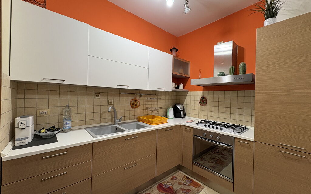 Appartamento Il Vulcano: Autumn, Kitchen, Spring, Summer