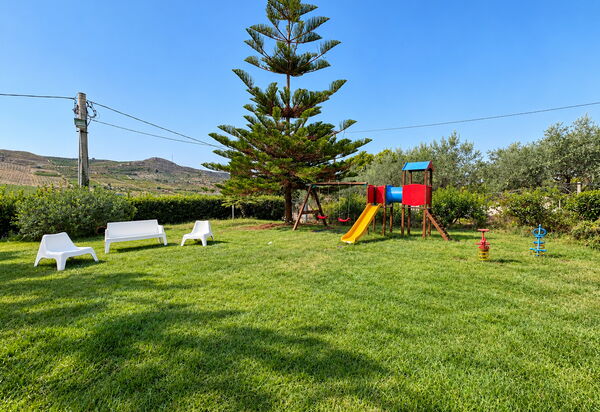 Casa Scirocco: Autumn, Garden, Spring, Summer