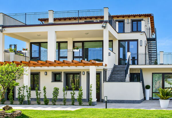 Casa Scirocco: Autumn, Balcony / Terrace / Patio, Garden, Summer, Winter