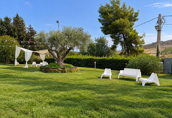 Casa Boungalow: Autumn, Garden, Spring, Summer