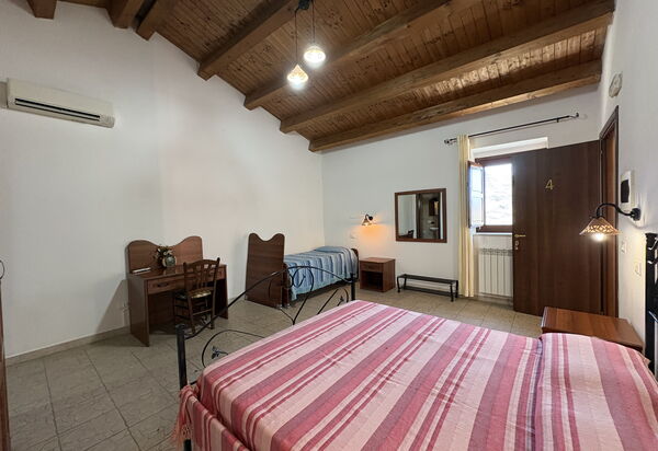 Antica Cascina 575: Autunno, Camera da letto, Estate, Primavera