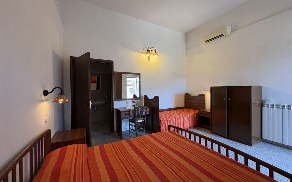 Antica Cascina 575: Autumn, Bedroom, Spring, Summer