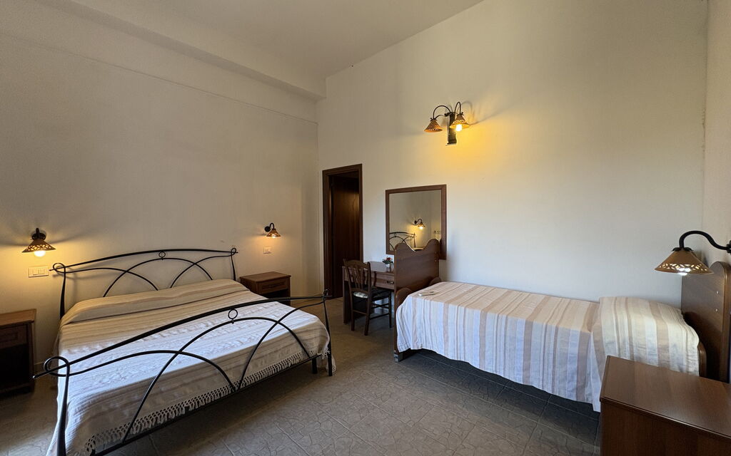 Antica Cascina 575: Autumn, Bedroom, Spring, Summer