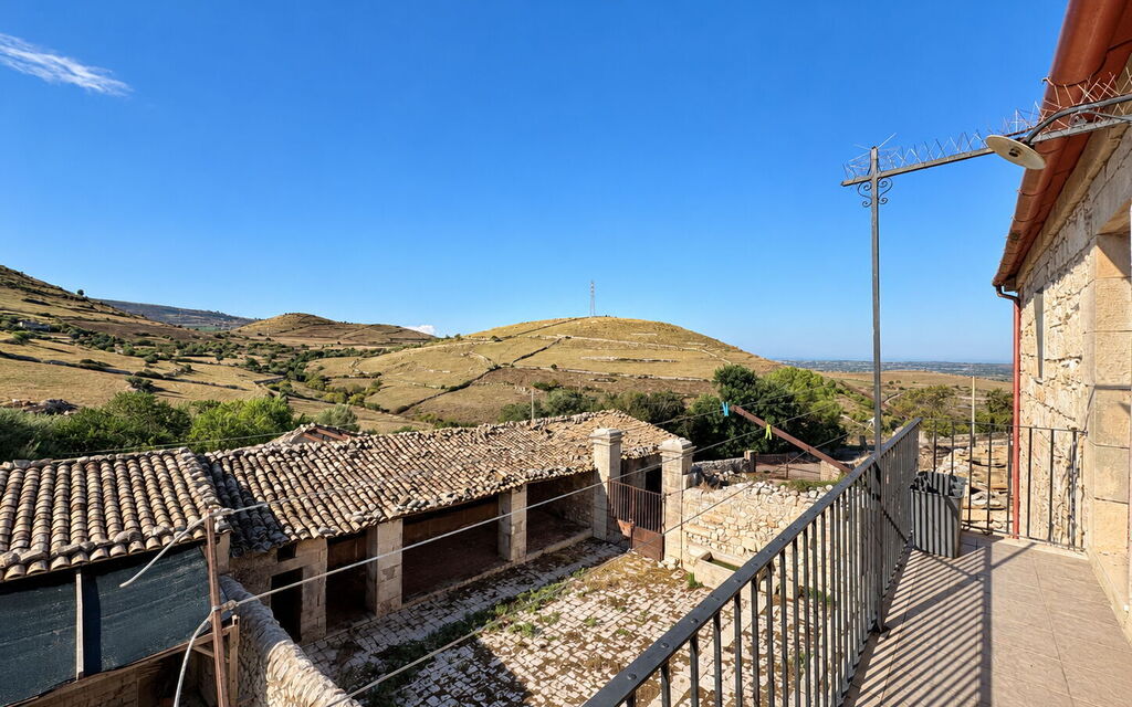 Antica Cascina 575: Autumn, Spring, Summer