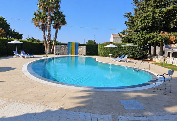 Casa degli Allori: Autunno, Balcone / Terrazza / Patio, Estate, Giardino, Piscina, Primavera