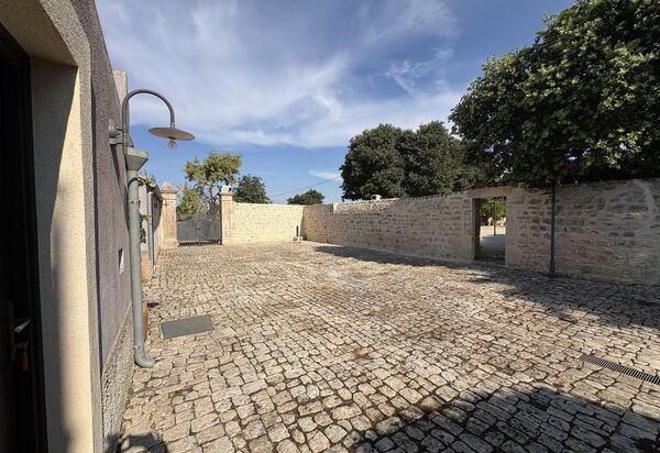 Casa degli Allori: Autunno, Estate, Esterni, Primavera