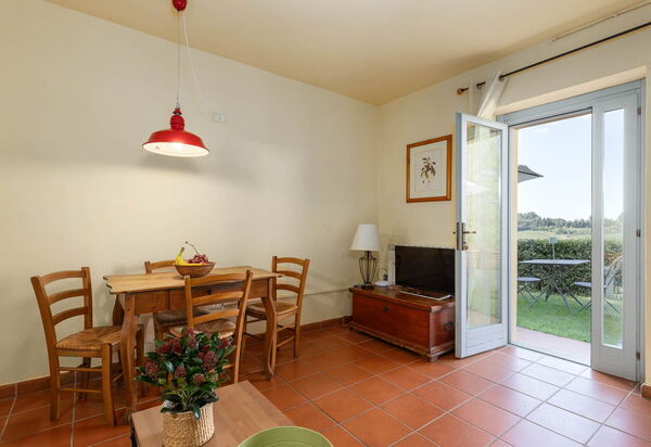 La Certaldina, Stella Apartment: Autumn, Living Room, Spring, Summer