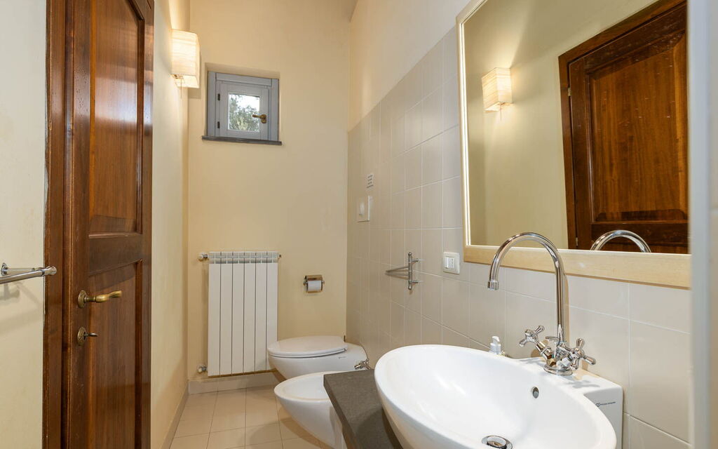 La Certaldina, Stella Apartment: Autunno, Bagno, Estate, Primavera