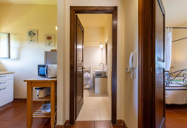 La Certaldina, Sole Apartment: Autumn, Bathroom, Spring, Summer