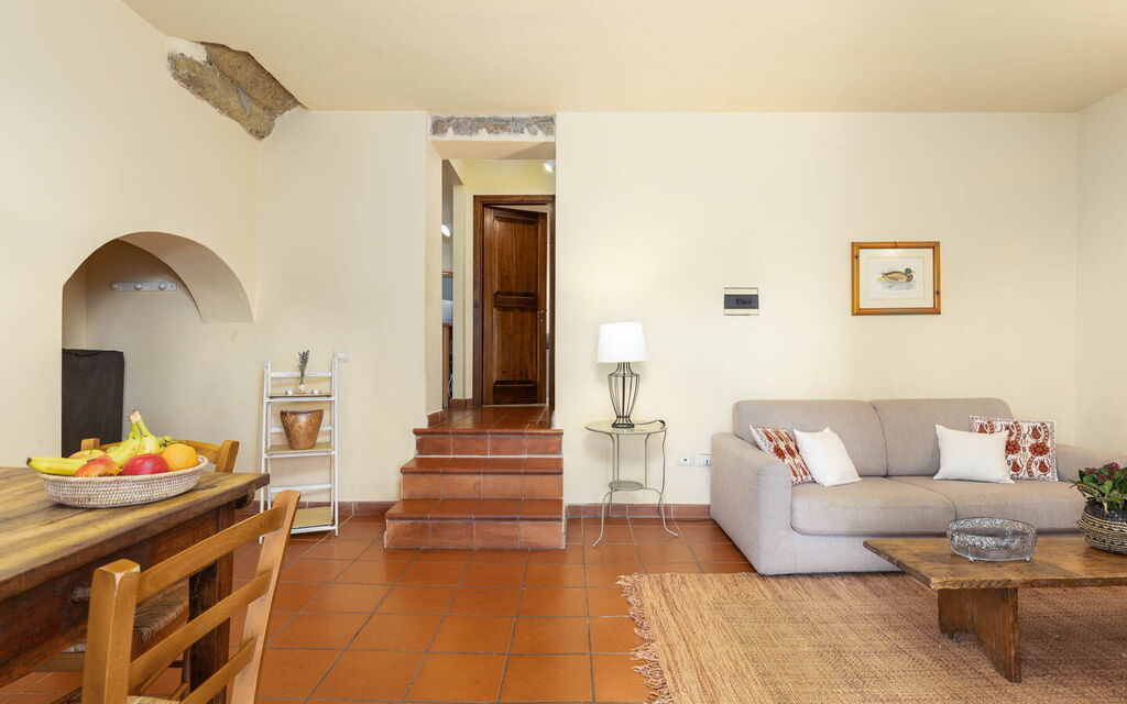 La Certaldina, Sole Apartment: Autumn, Living Room, Spring, Summer