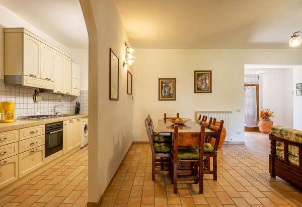 Ortale a Pitigliano with Pool: Autunno, Cucina, Estate, Primavera, Soggiorno
