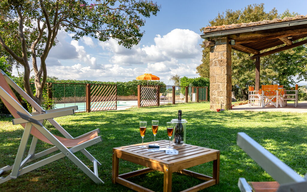 Ortale a Pitigliano with Pool: Autunno, Estate, Giardino, Primavera