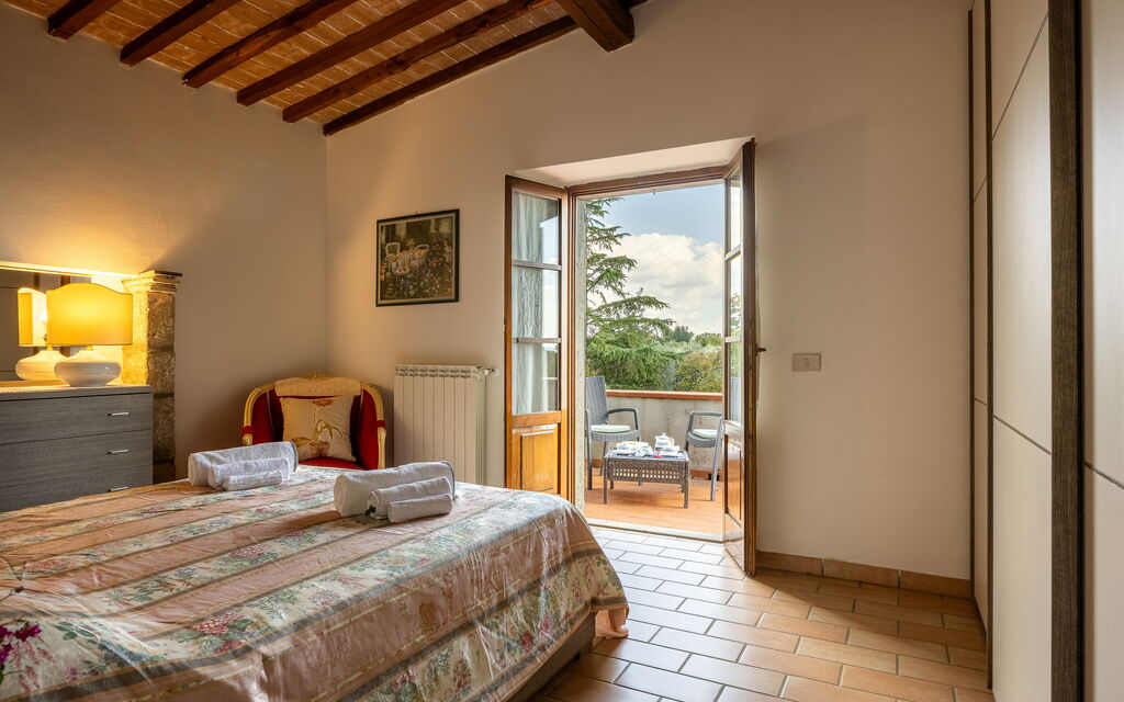 Ortale a Pitigliano with Pool: Autunno, Camera da letto, Estate, Primavera