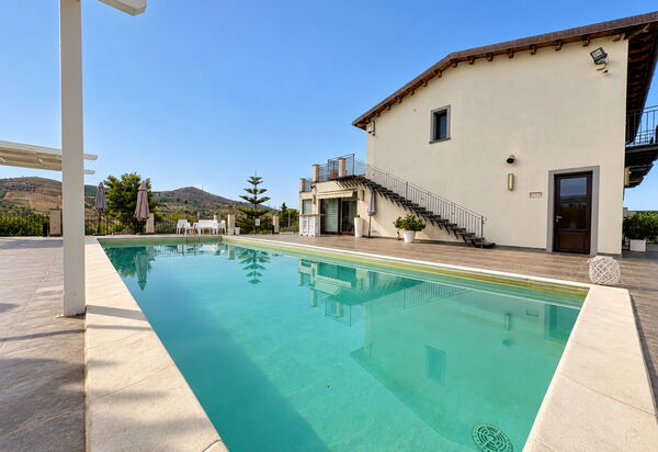 Casa Spassu: Autumn, Balcony / Terrace / Patio, Garden, Pool, Spring, Summer