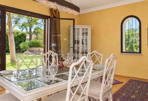 Zuccheri Canditi: Autumn, Dining Room, Spring, Summer