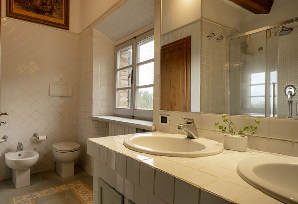 Podere Selva, Pool, Chianti: Autumn, Bathroom, Spring, Summer