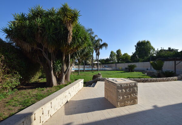 Villa le Palme, Marina di Ragusa: Autunno, Balcone / Terrazza / Patio, Estate, Giardino, Primavera