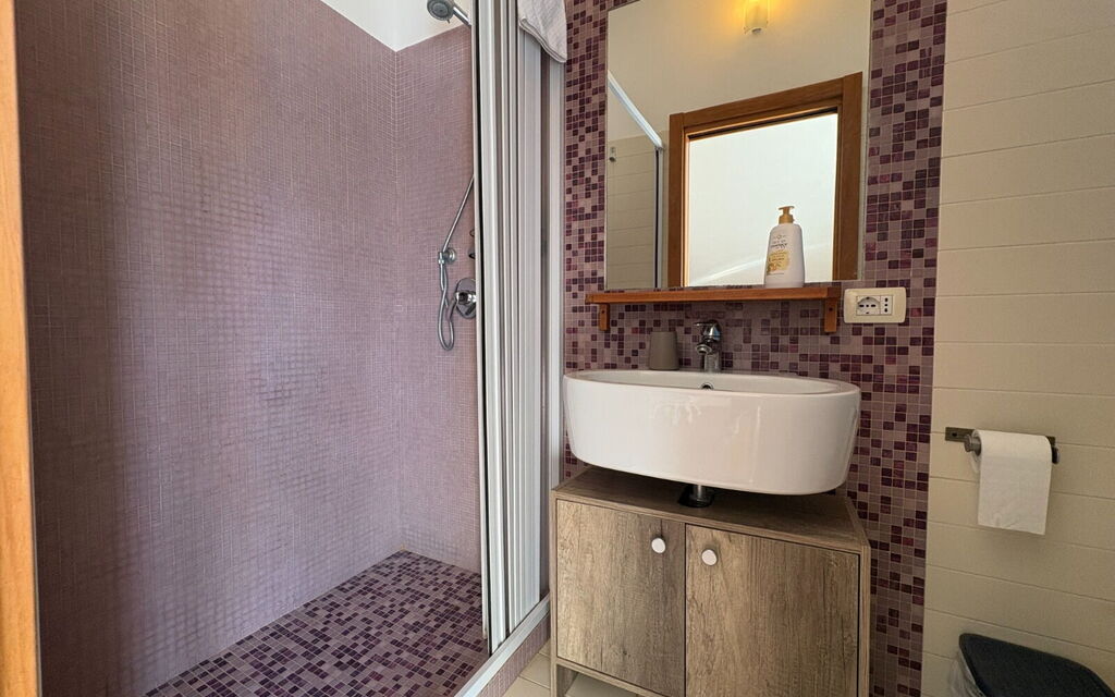 Villa le Palme, Marina di Ragusa: Autumn, Bathroom, Spring, Summer