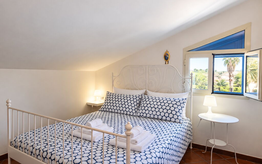 Villa le Palme, Marina di Ragusa: Autumn, Bedroom, Spring, Summer