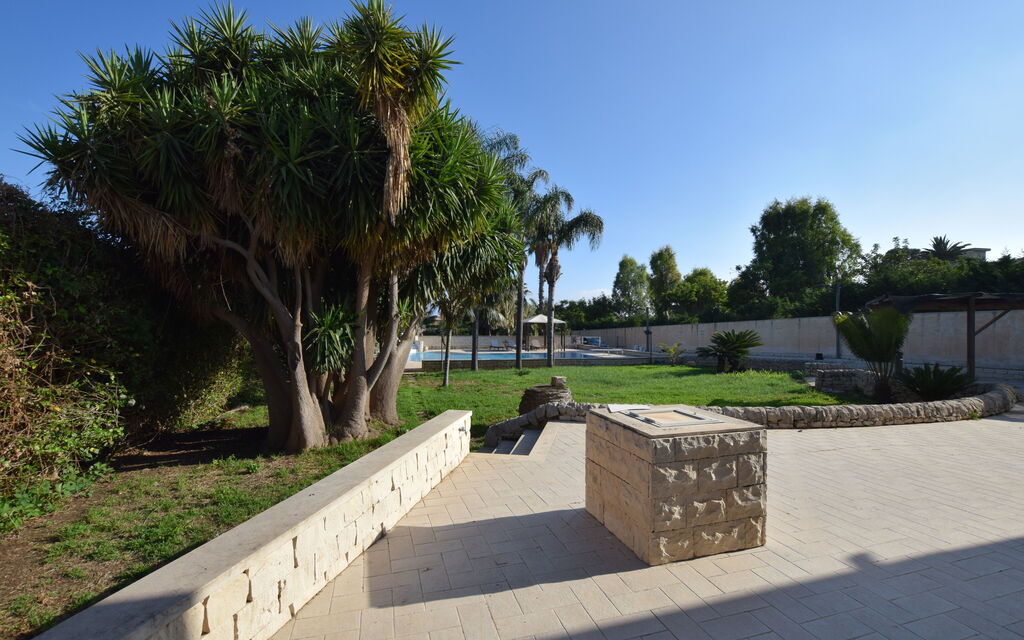 Villa le Palme, Marina di Ragusa: Autumn, Balcony / Terrace / Patio, Garden, Spring, Summer
