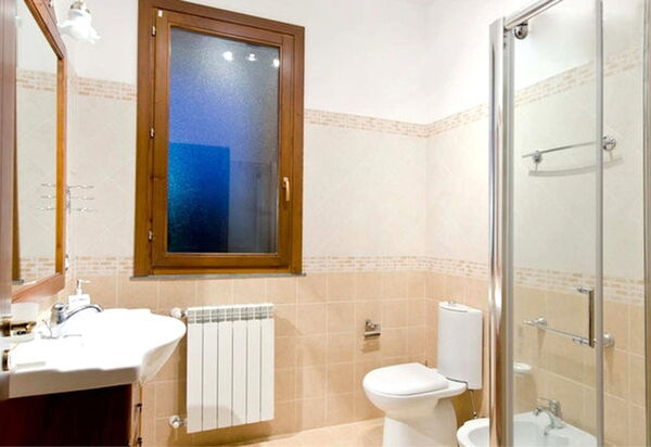 Villa Monte Serra: villa-monte-serra-trecastagni-catania-villa-bagno