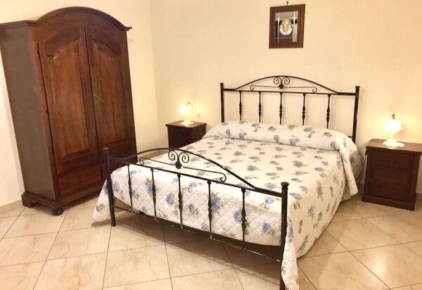 Villa Monte Serra: villa-monte-serra-trecastagni-catania-villa-camera-da-letto
