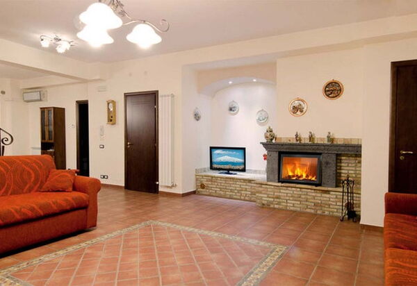 Villa Monte Serra: villa-monte-serra-trecastagni-catania-villa-soggiorno