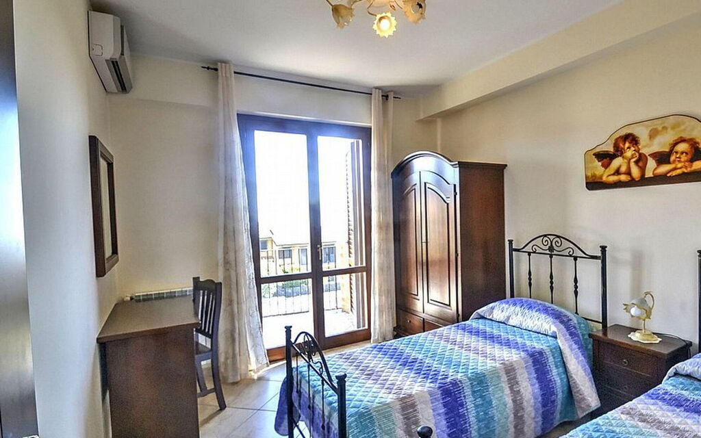 Villa Monte Serra: villa-monte-serra-trecastagni-catania-villa-bedroom