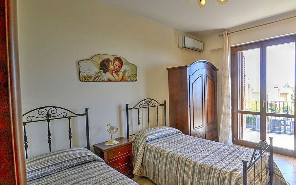 Villa Monte Serra: villa-monte-serra-trecastagni-catania-villa-bedroom
