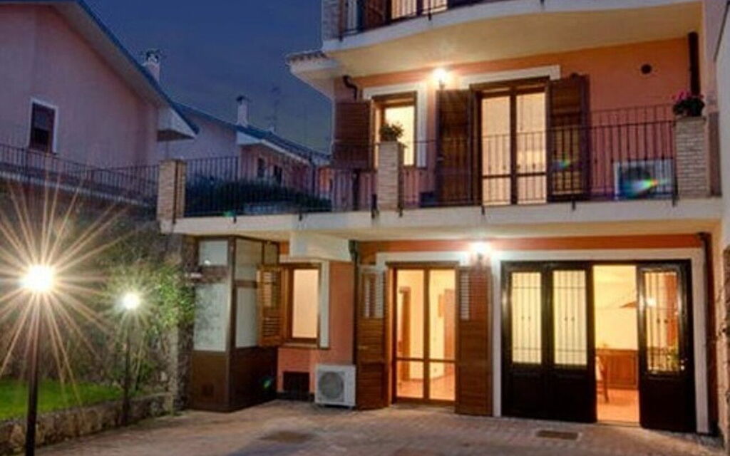 Villa Monte Serra: villa-monte-serra-trecastagni-catania-villa-external