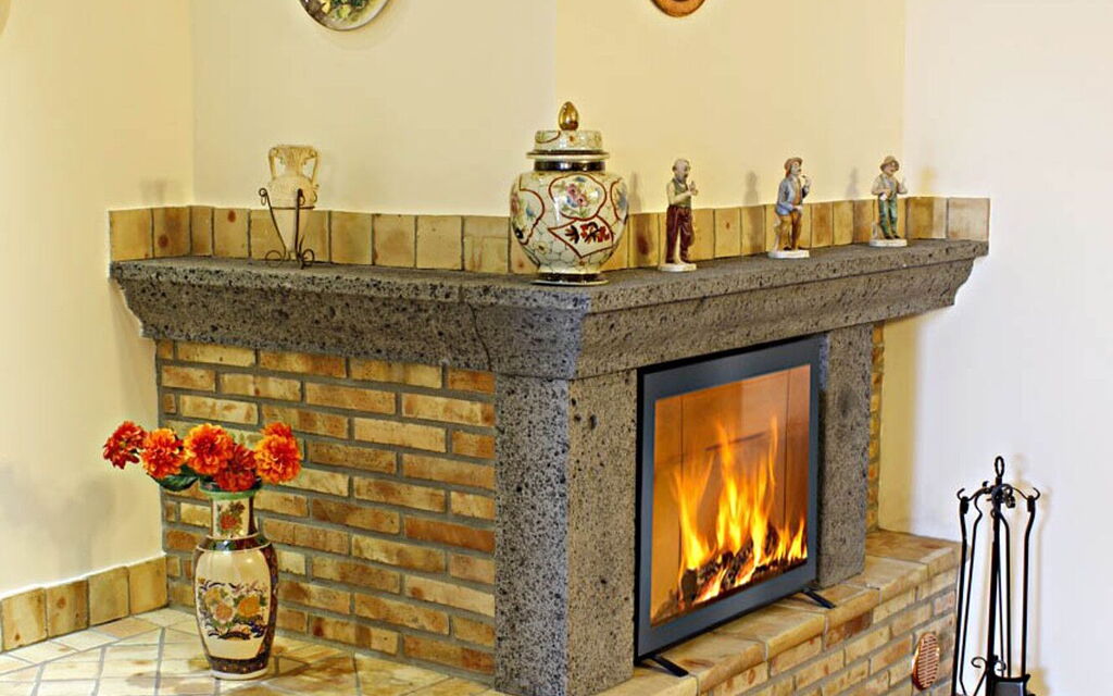 Villa Monte Serra: villa-monte-serra-trecastagni-catania-villa-living-room