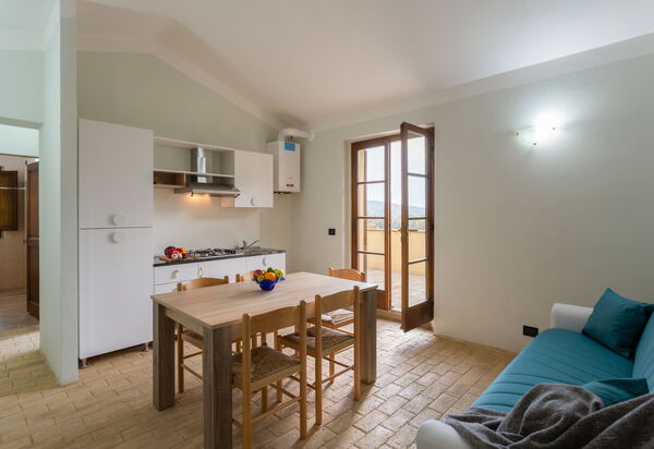 Pulciano Apartments: Autumn, Kitchen, Living Room, Spring, Summer