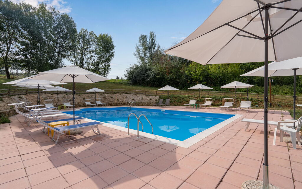 Pulciano Apartments: Autunno, Estate, Piscina, Primavera