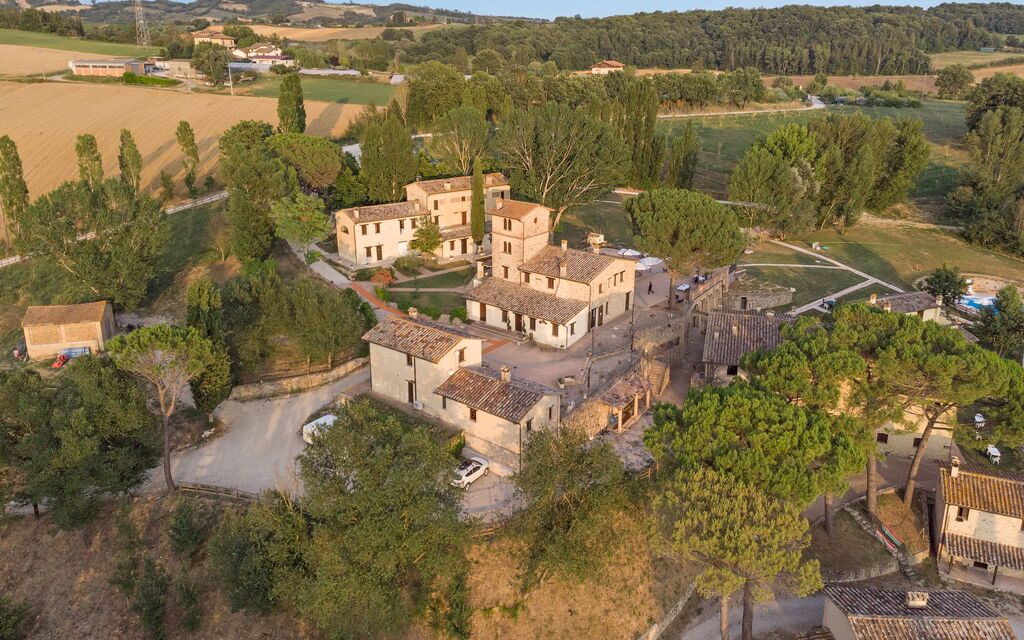 Pulciano Apartments: Autunno, Estate, Esterni, Primavera