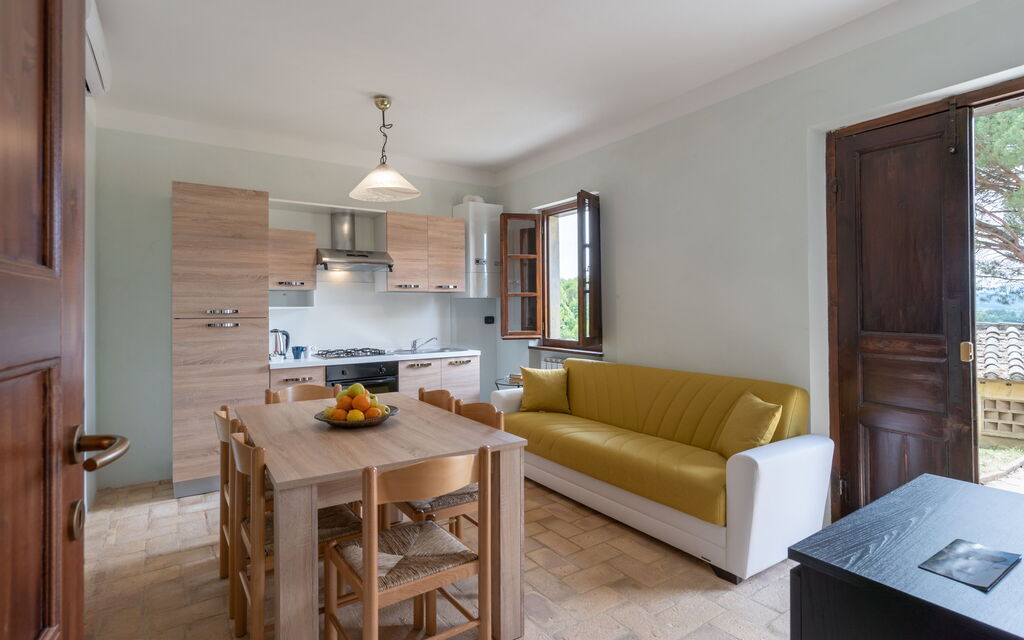 Pulciano Apartments - : Autumn, Kitchen, Spring, Summer