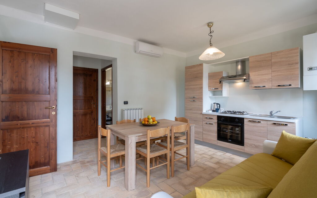 Pulciano Apartments - : Autumn, Kitchen, Spring, Summer