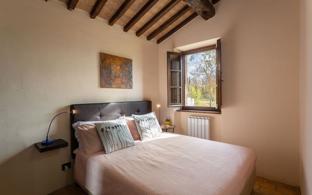 Pulciano Apartments - : Autunno, Camera da letto, Estate, Primavera