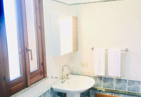 Villa Le Palme: villa-le-palme-trecastagni-catania-villa-bagno