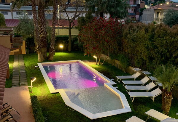 Villa Le Palme: villa-le-palme-trecastagni-catania-villa-piscina