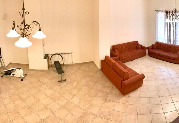 Villa Le Palme: villa-le-palme-trecastagni-catania-villa-salotto