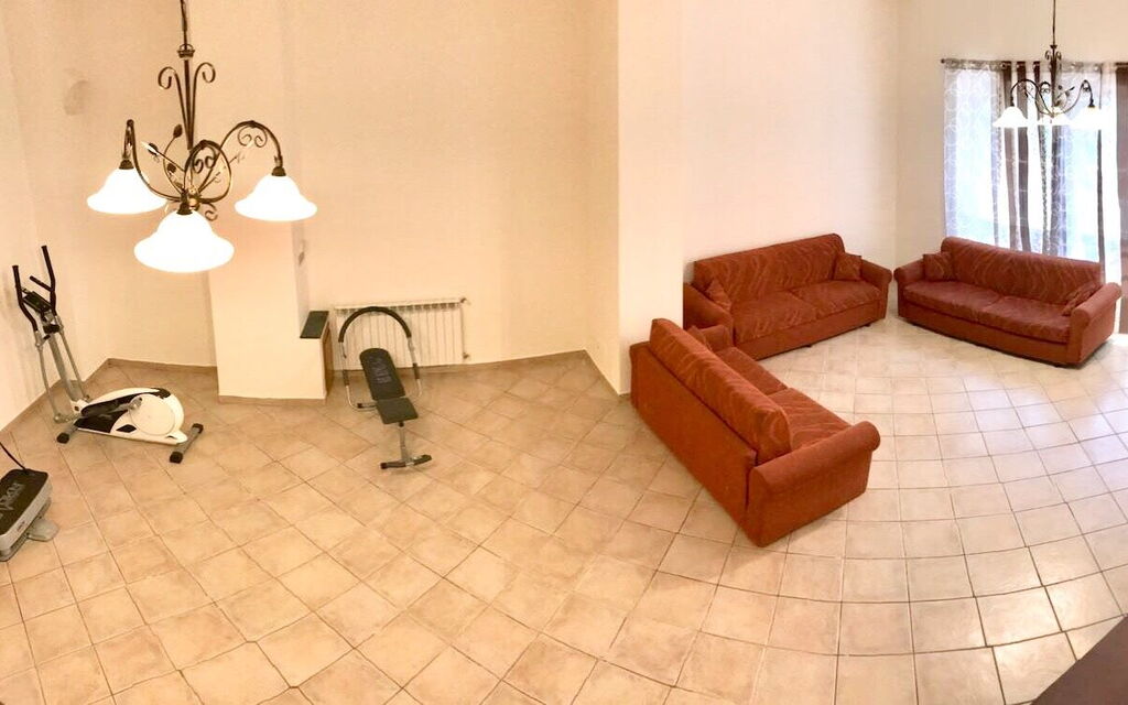 Villa Le Palme: villa-le-palme-trecastagni-catania-villa-salotto