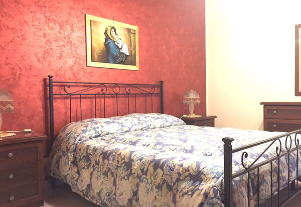 Villa Dei Saponi: villa-dei-saponi-trecastagni-catania-villa-camera-da-letto