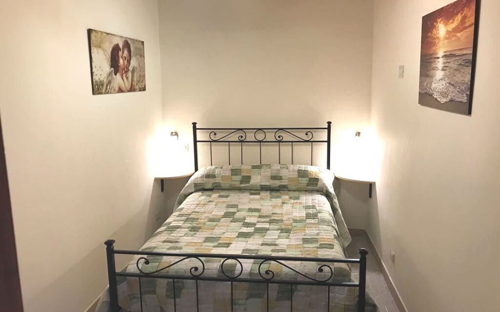 Villa Dei Saponi: villa-dei-saponi-trecastagni-catania-villa-bedroom