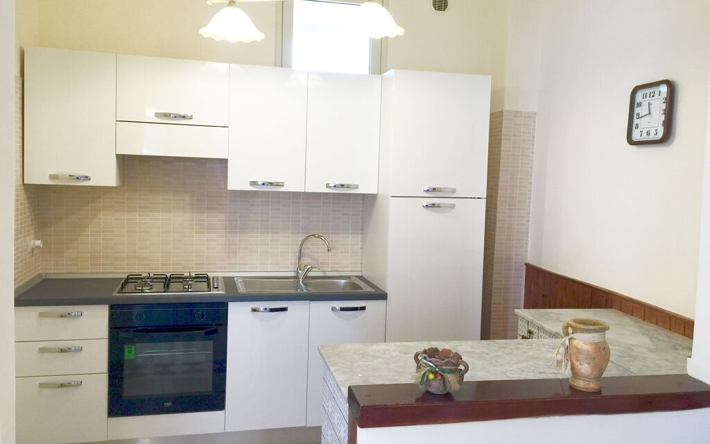 Villa Dei Saponi: villa-dei-saponi-trecastagni-catania-villa-kitchen