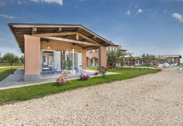 Villa Marina Velca: villa-marina-velca-tarquinia-villa-esterni