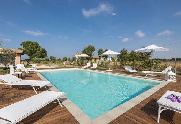 Villa Marina Velca: villa-marina-velca-tarquinia-villa-piscina