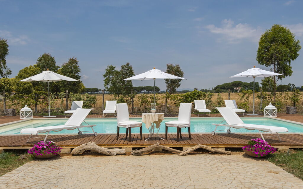 Villa Marina Velca: villa-marina-velca-tarquinia-villa-piscina