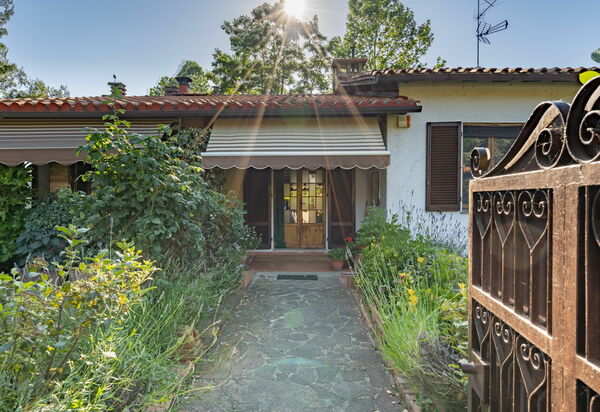 Villa Campiglia: Main Entrance