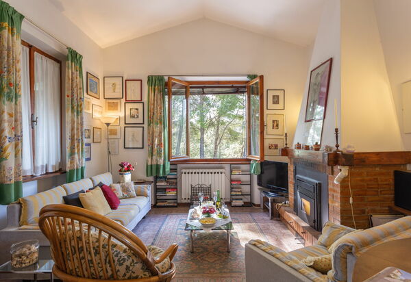 Villa Campiglia: Living Room